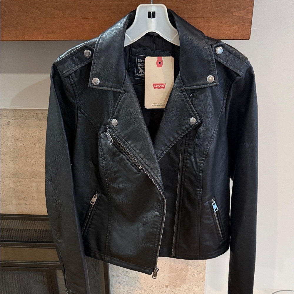Levi's Classic Black Faux Leather Moto Jacket. Women’s Size Small - Picture 11 of 12